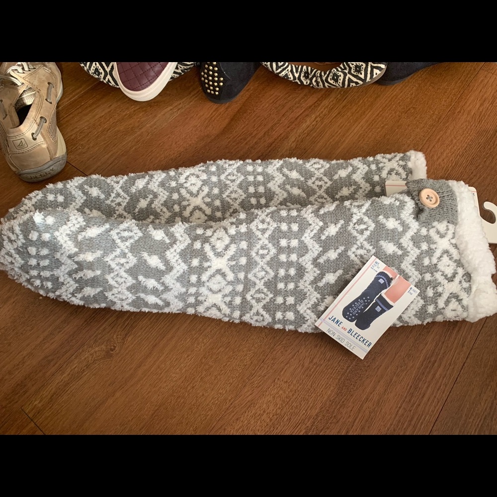 Women’s Snuggly Fleece Slipper Socks with grip